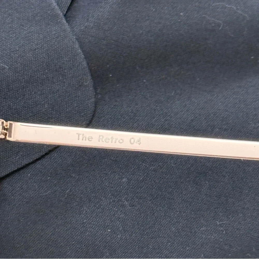 PAST MIDNIGHT The Retro Brown SUNGLASSES BRAND NEW - Picture 5 of 8